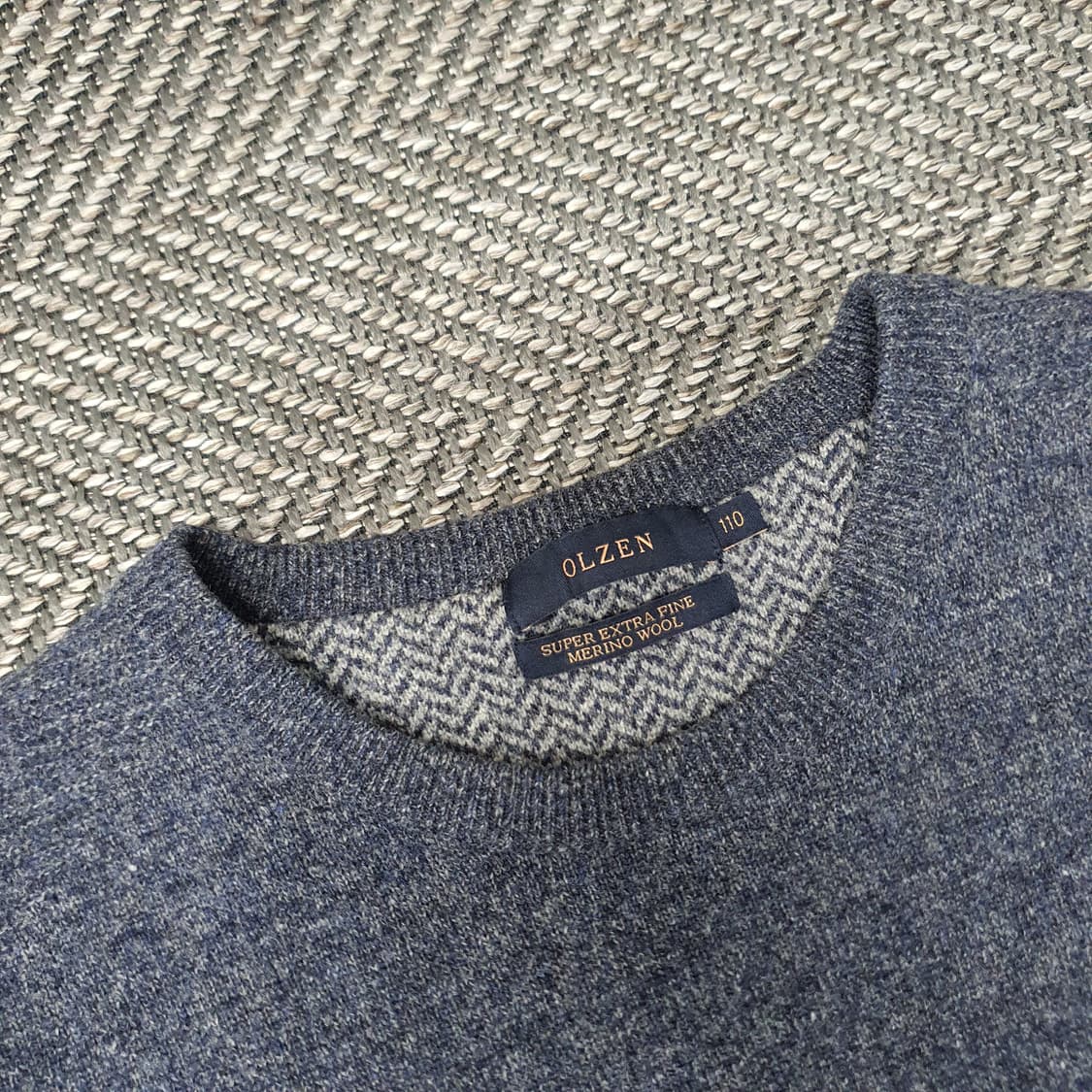 올젠 울100 긴소매 니트 남자105~110 상품이미지2