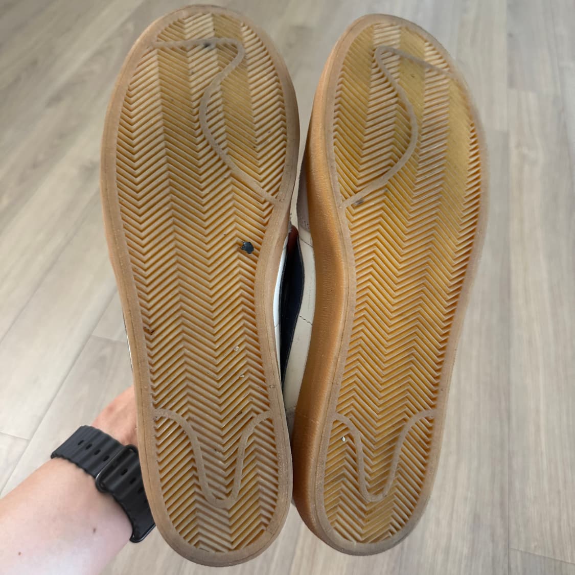 270) 나이키 킬샷 레더 네이비 판매합니다 상품이미지2