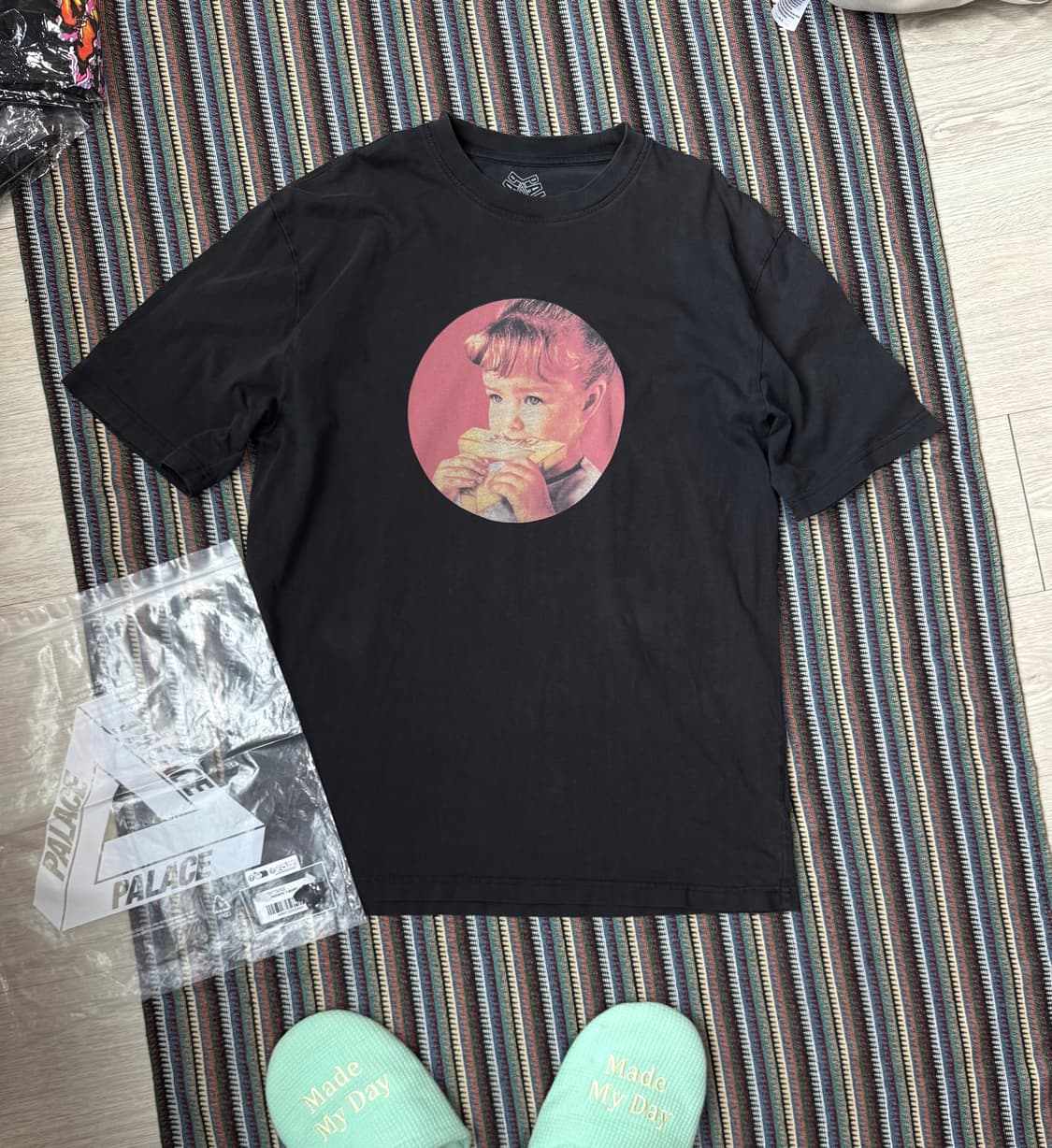 팔라스 먼치 반팔 티셔츠 상품이미지4