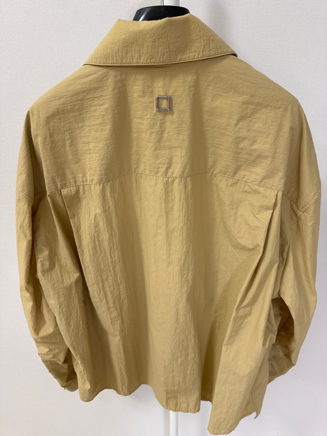 우영미 22SS 나일론 셔츠 베이지 48사이즈 상품이미지3
