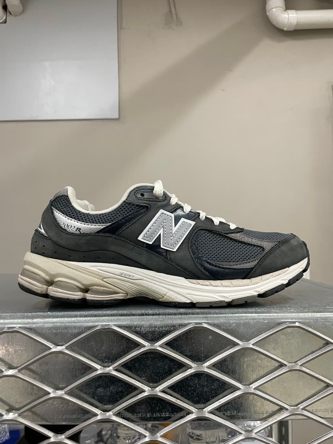 뉴발란스 2002r 빈티지 블랙 275 (gr-4115) 상품이미지4