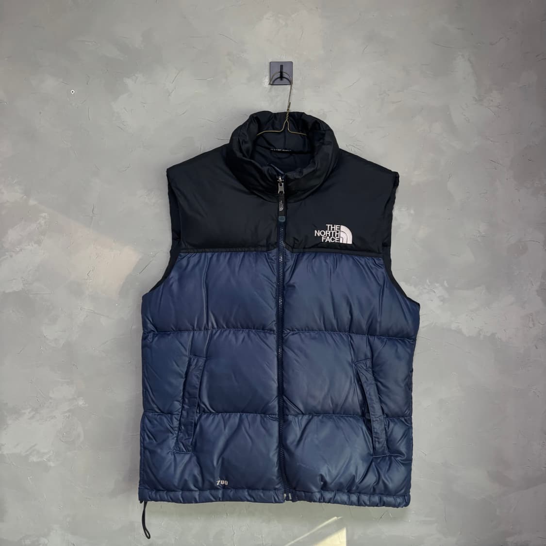 노스페이스 700 눕시 구스다운 패딩 조끼 네이비 상품이미지1