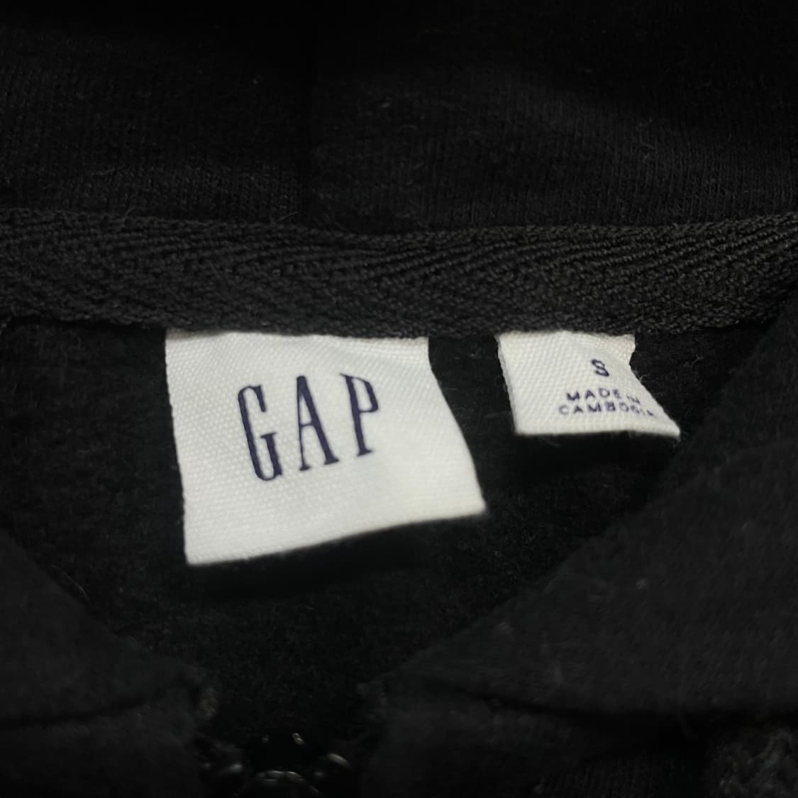 갭 Gap 스펠 로고 후드집업 블랙 상품이미지4