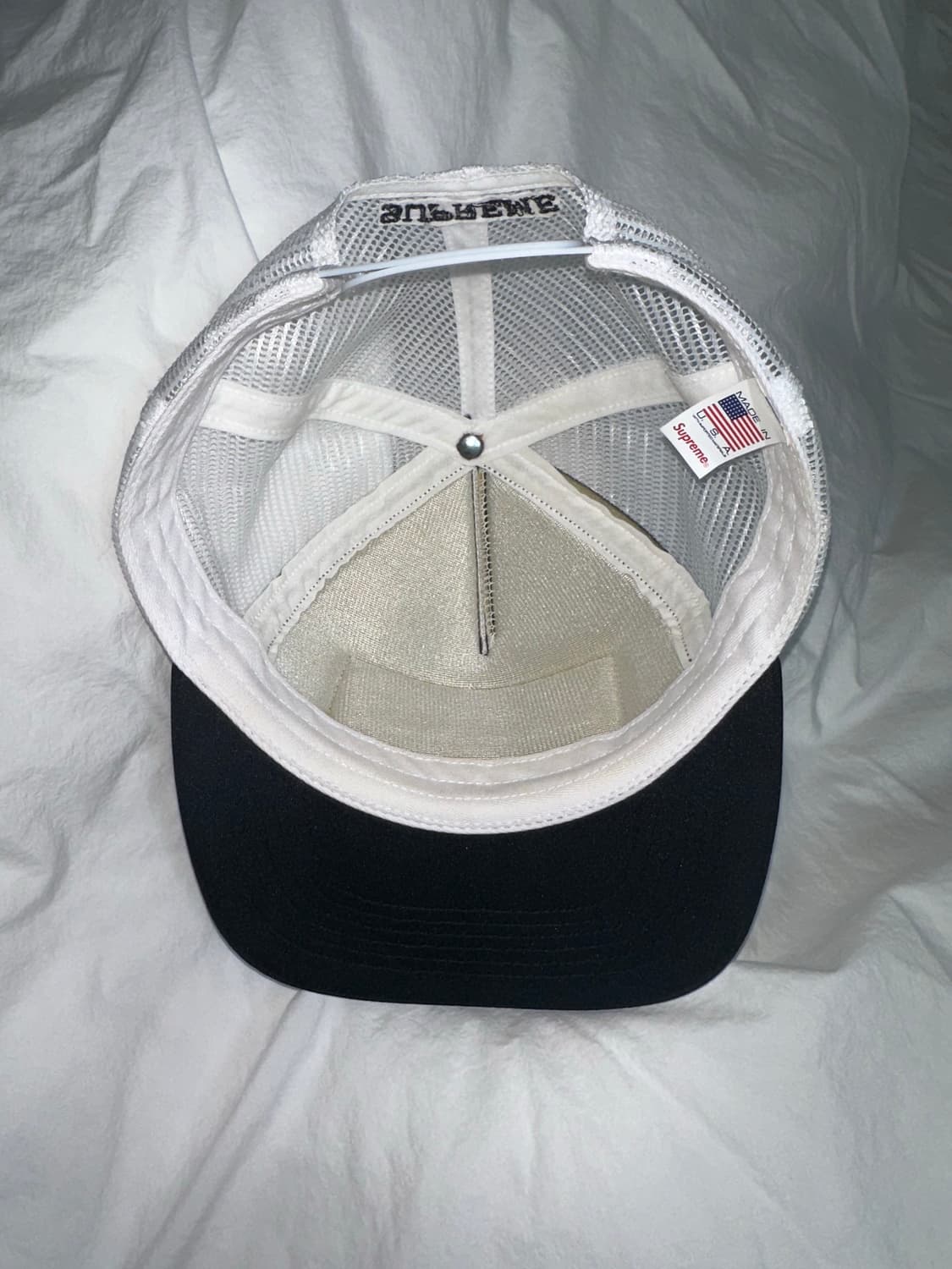 슈프림 일러스트 메쉬 백 5-패널 캡 블랙 상품이미지3