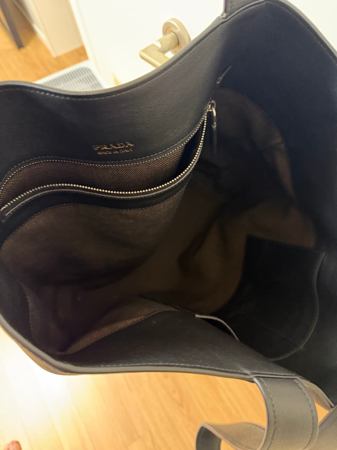 프라다 토트백 상품이미지4