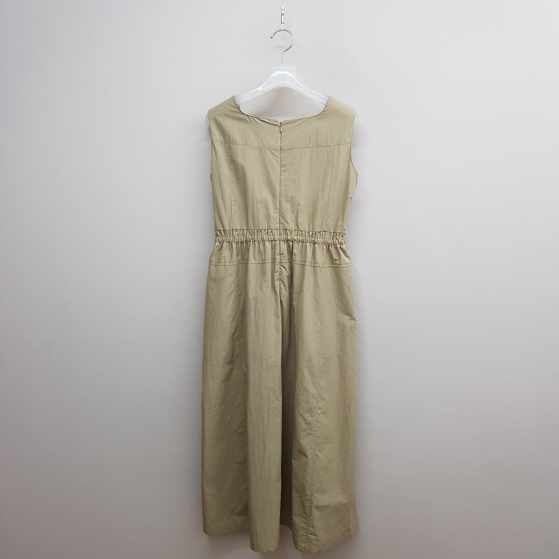 한섬 SJSJ 2023 드로우 스트링셔츠 점퍼 슬리브리스 원피스 세트 상품이미지7