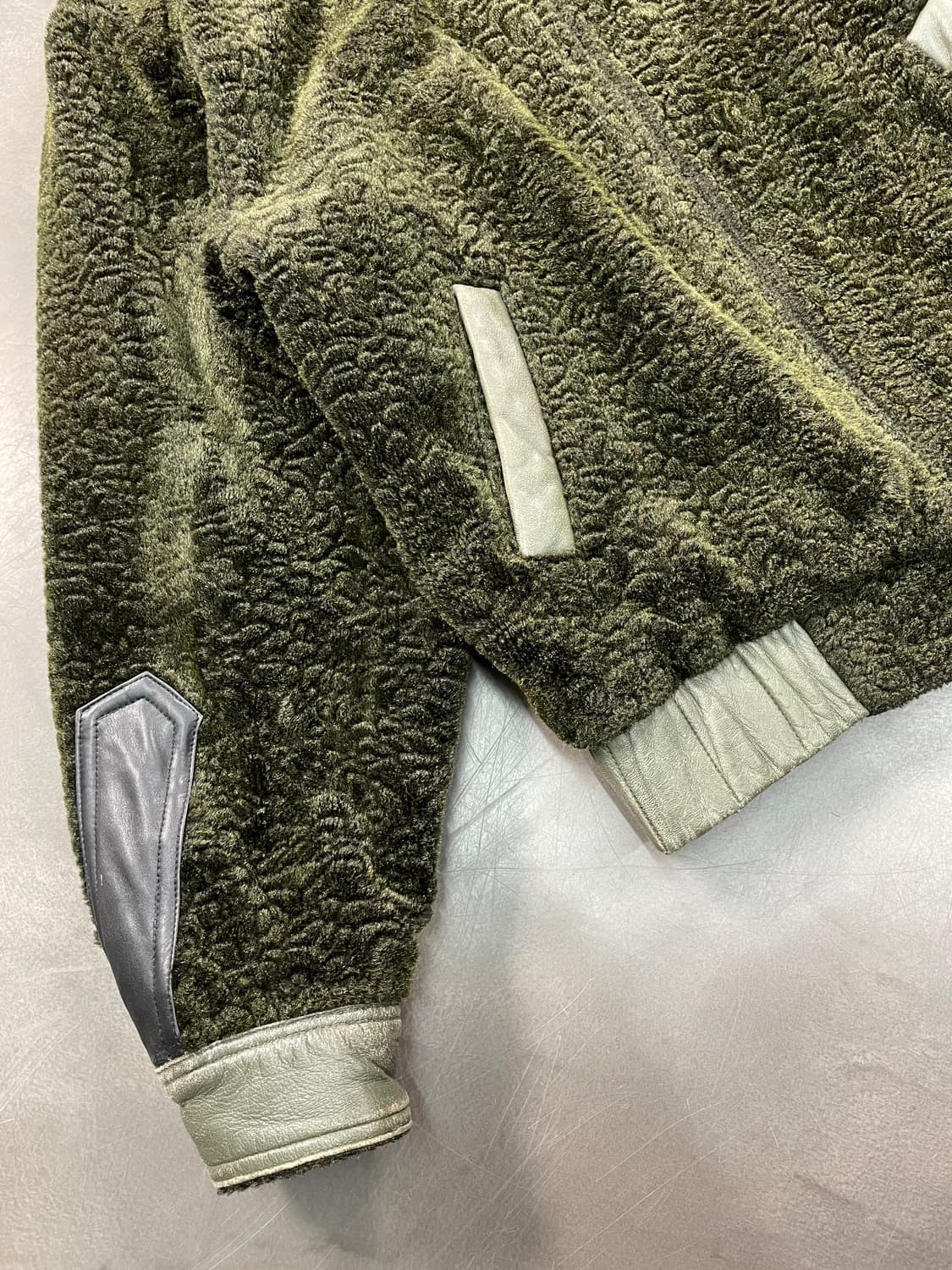 RedOx 레더 패치 플리스 봄버 자켓 상품이미지4