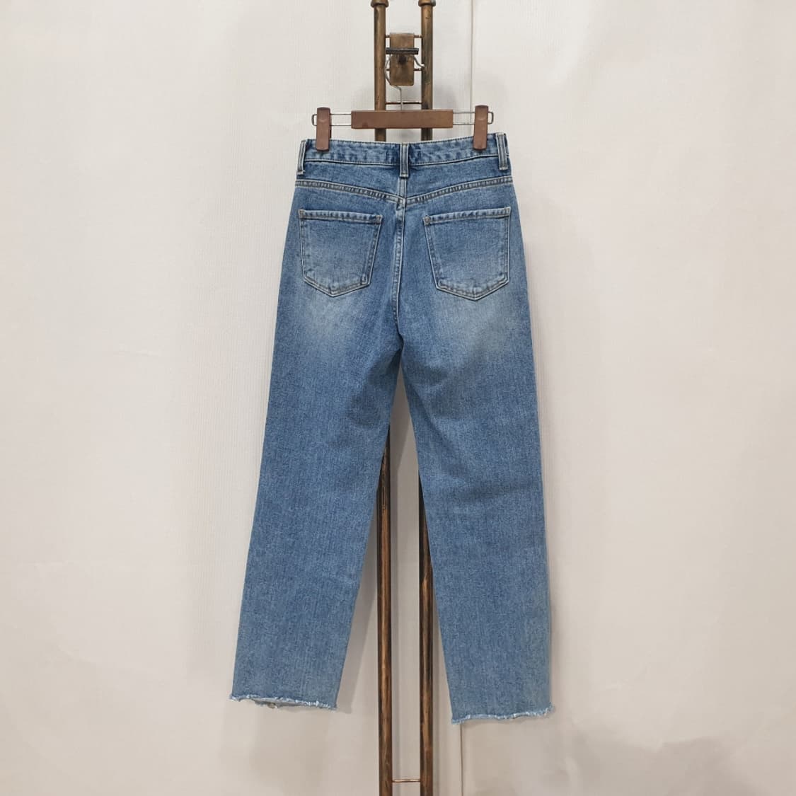 메종드이네스 언발란스 버튼 진 청바지 XS 상품이미지5