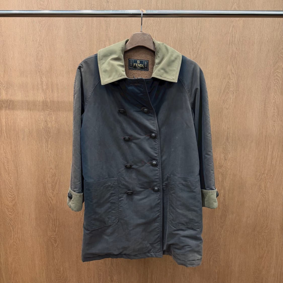 펜디 진스 하프 코트 더블 브레스티드 버튼 패치 포켓 레귤러핏 차콜 상품이미지2