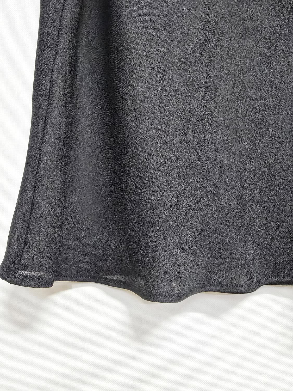 온앤온 블랙 쉬폰 나시 탑 상품이미지3