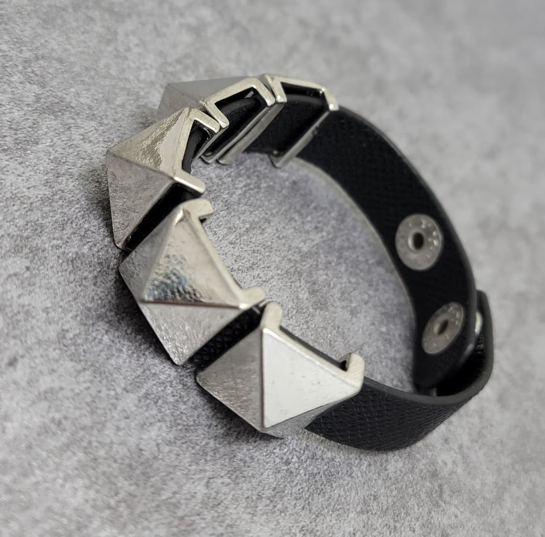 스터드 빈티지 가죽팔찌 상품이미지3