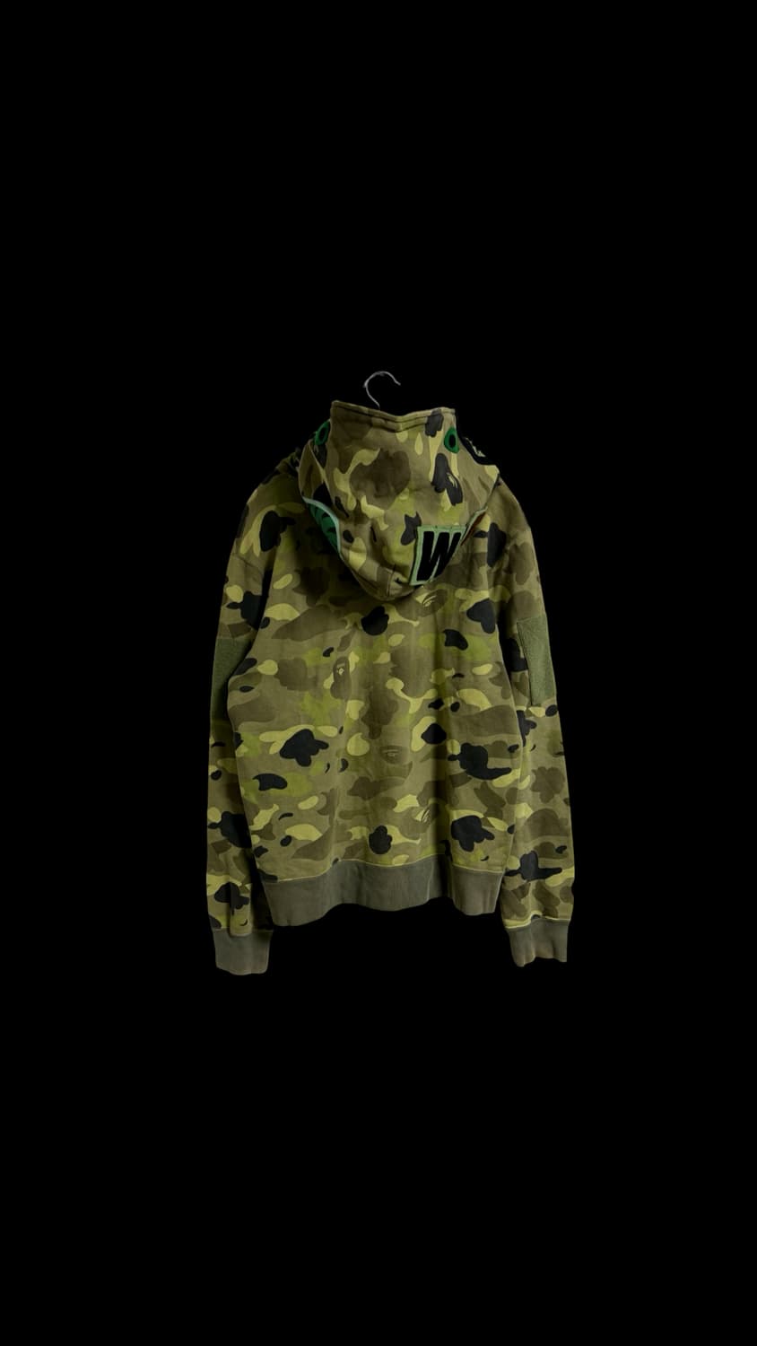 베이프 밀리터리 카모 샤크 후드 집업 상품이미지2