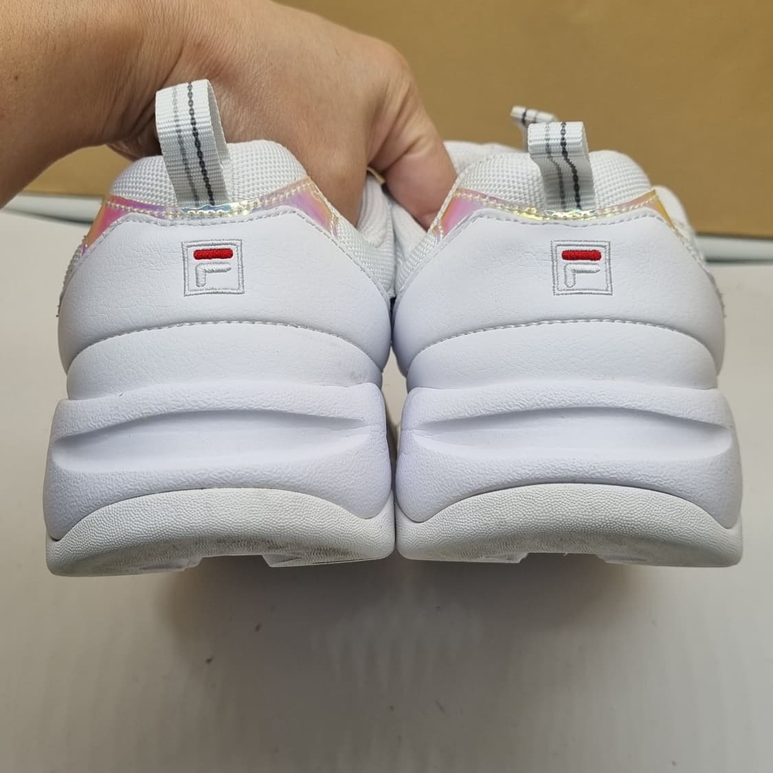 휠라 프리즘 홀로그램 운동화 245. 상품이미지4