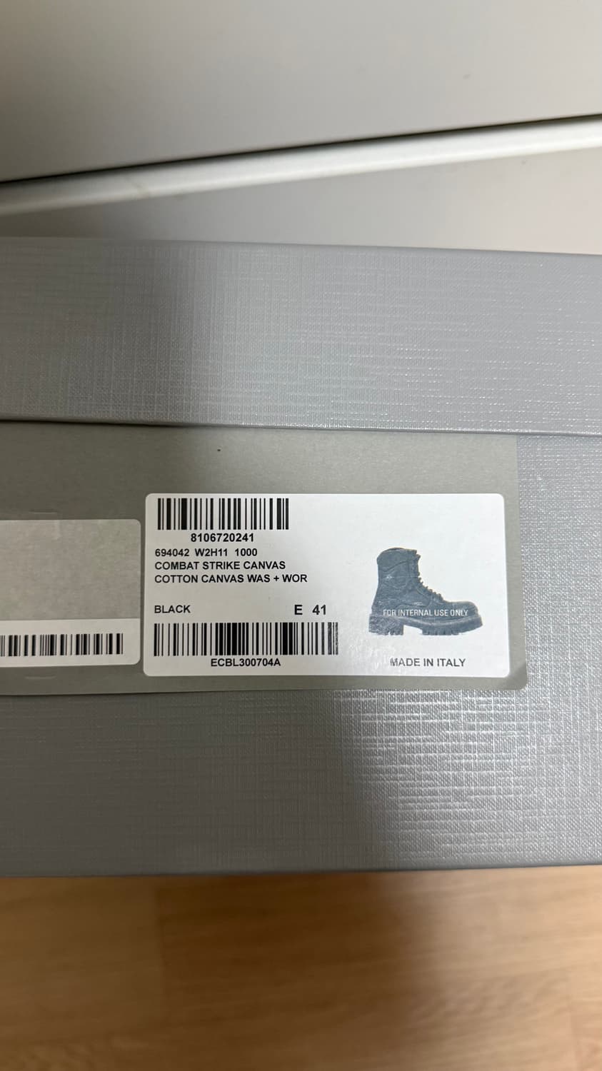 [41E] 발렌시아가 스트라이크 컴뱃부츠 블랙 상품이미지2