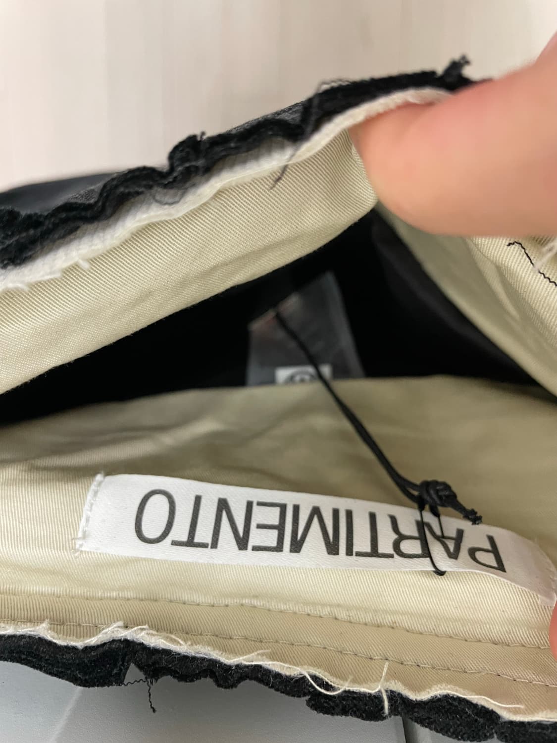 PARTIMENTO 새상품 그레이 허리개더링 컷오프 롱 스커트 M 상품이미지8