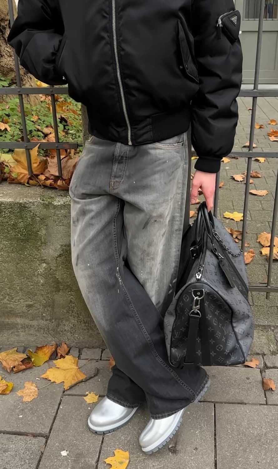 아크네 스튜디오 2021m 루즈핏 데님 트라팔가 블랙 (31-32) 상품이미지1