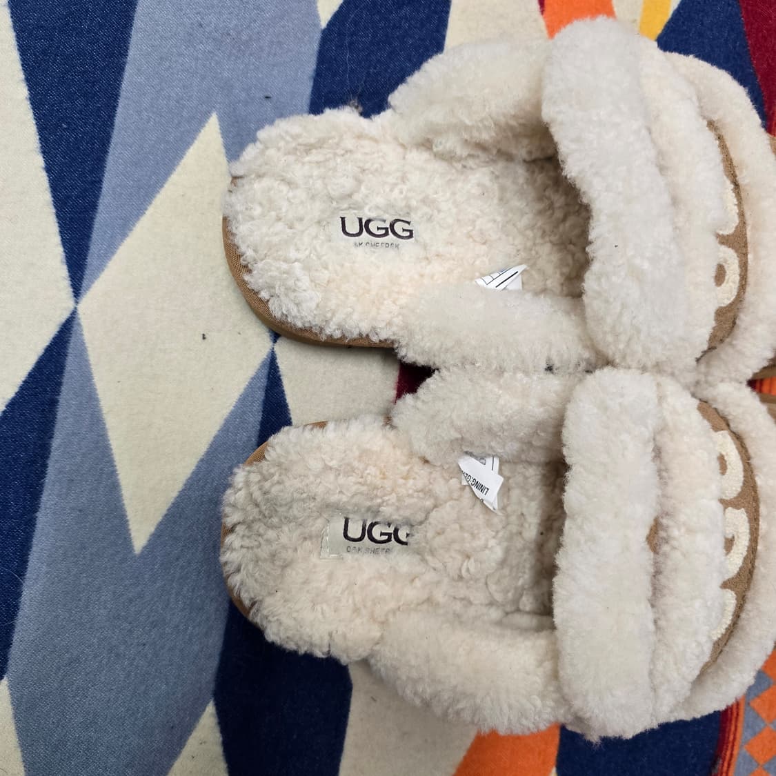 UGG 어그 슬리퍼 브라운 상품이미지4