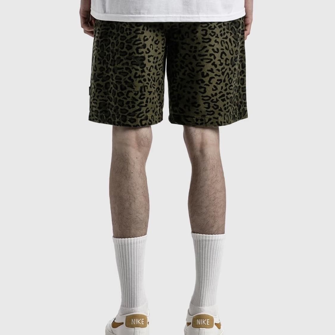 스투시 레오파드 쇼츠 올리브  루즈핏 (M) 상품이미지2