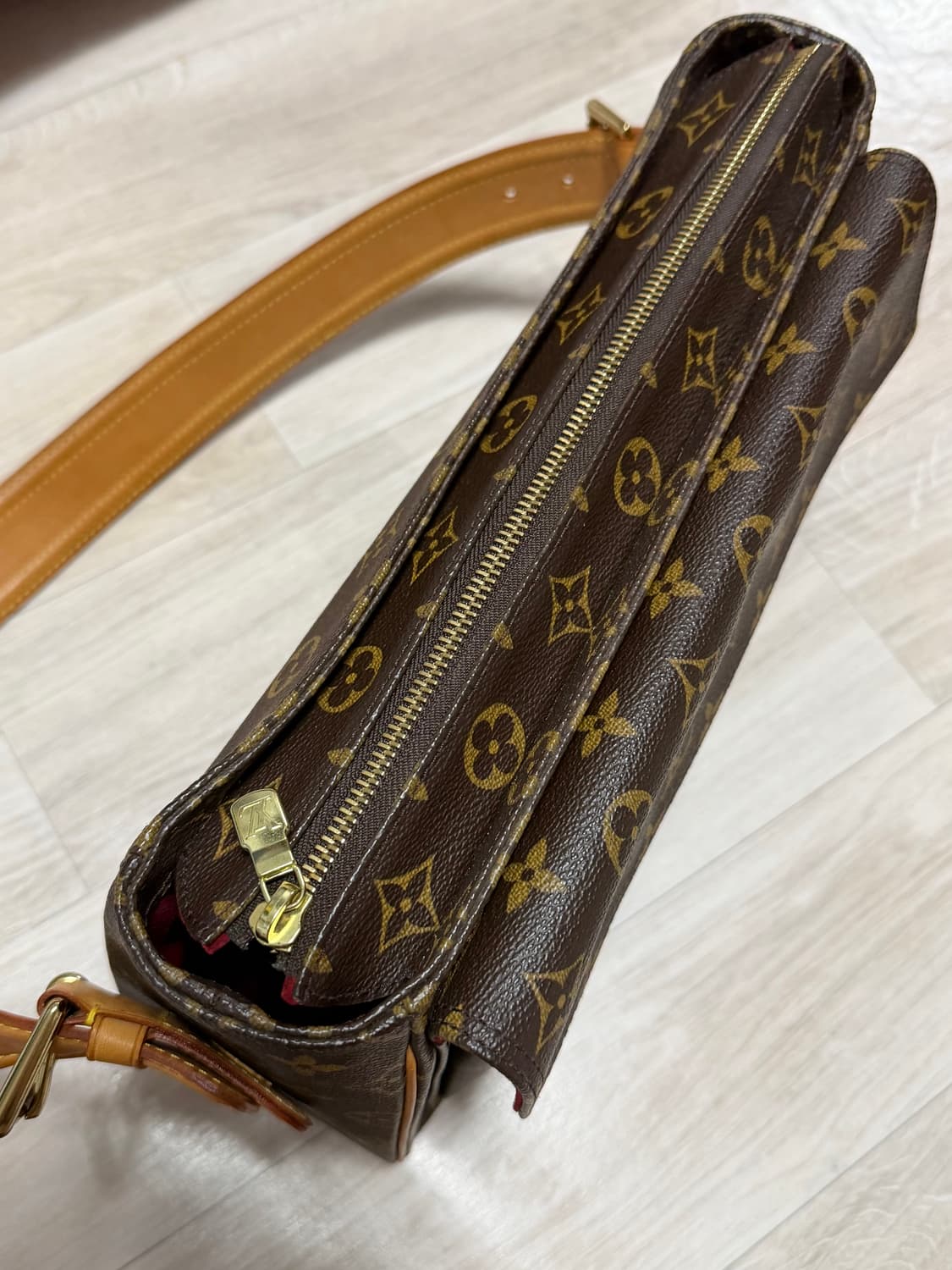 루이비통 모노그램 비바시떼 GM 상품이미지4