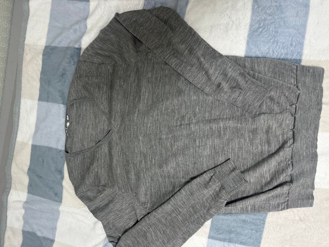 유니클로 브이넥 그레이 XL 렉토 상품이미지3