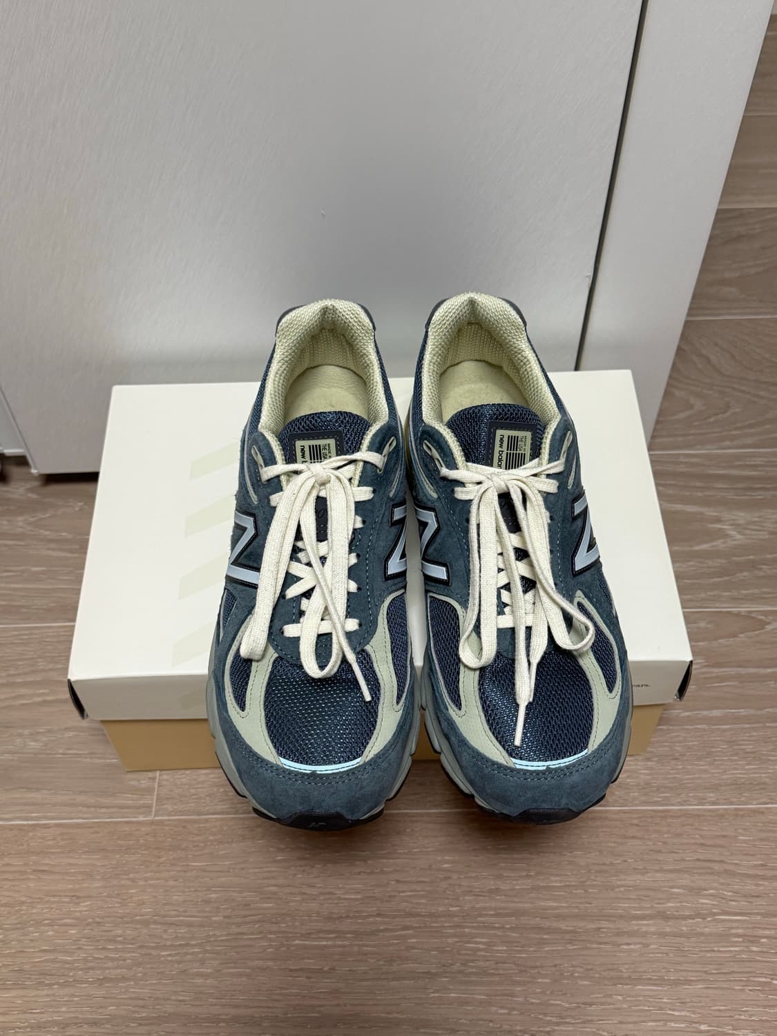 [265] 뉴발란스 오라리 990v4  상품이미지2