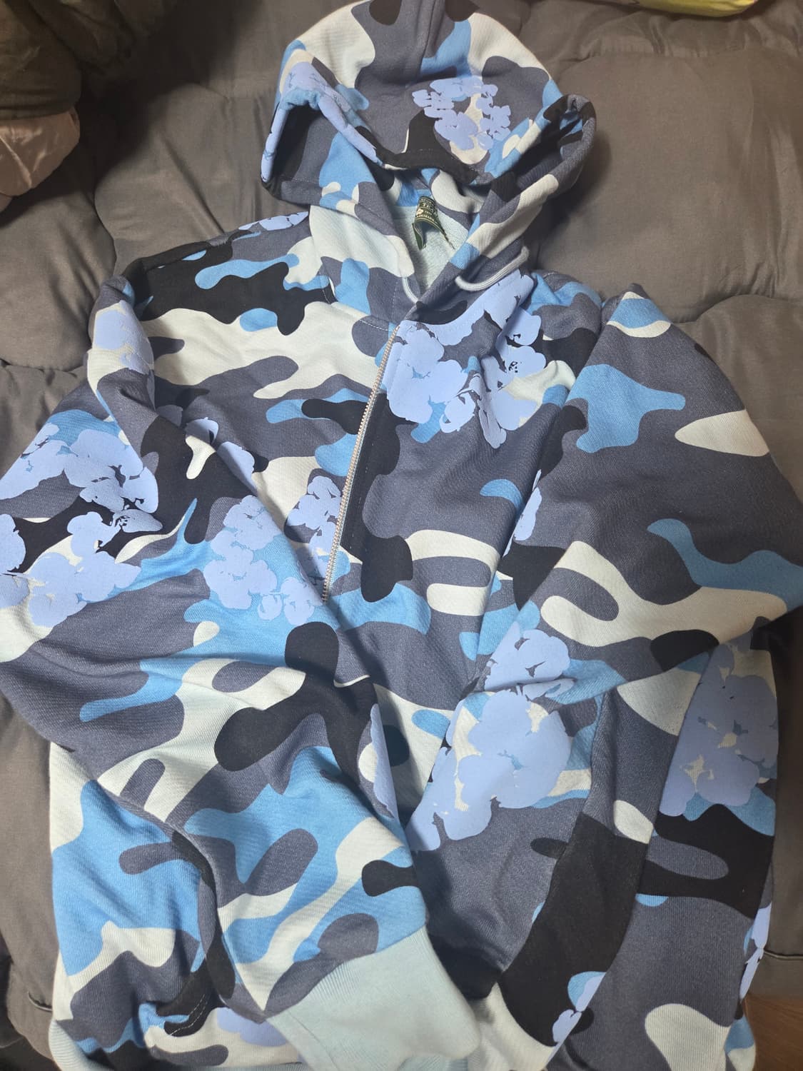 L 데님 티어스 코튼 리쓰 집 후드 블루 카모 상품이미지1