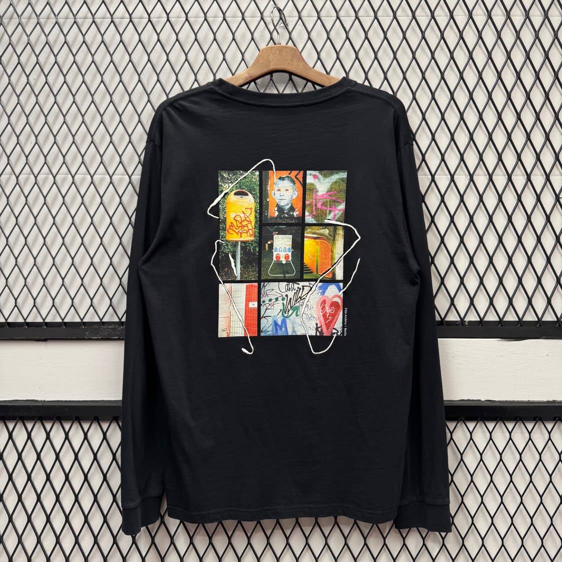 20S/S 앤더슨 벨 롱 슬리브 후면 빅 프린팅 디테일 블랙 상품이미지1