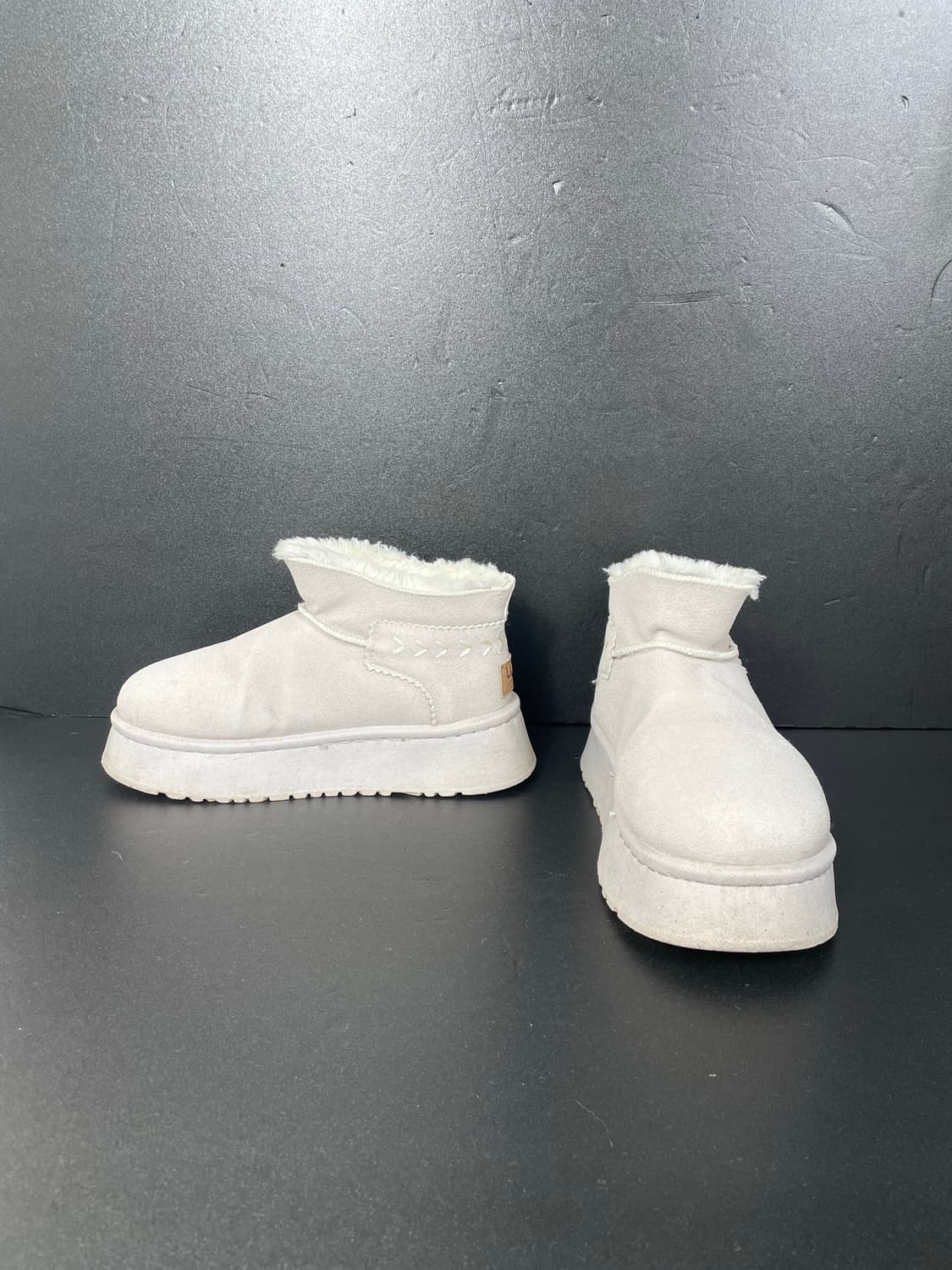 [240] UGG 미국어그 미니 부츠 상품이미지4