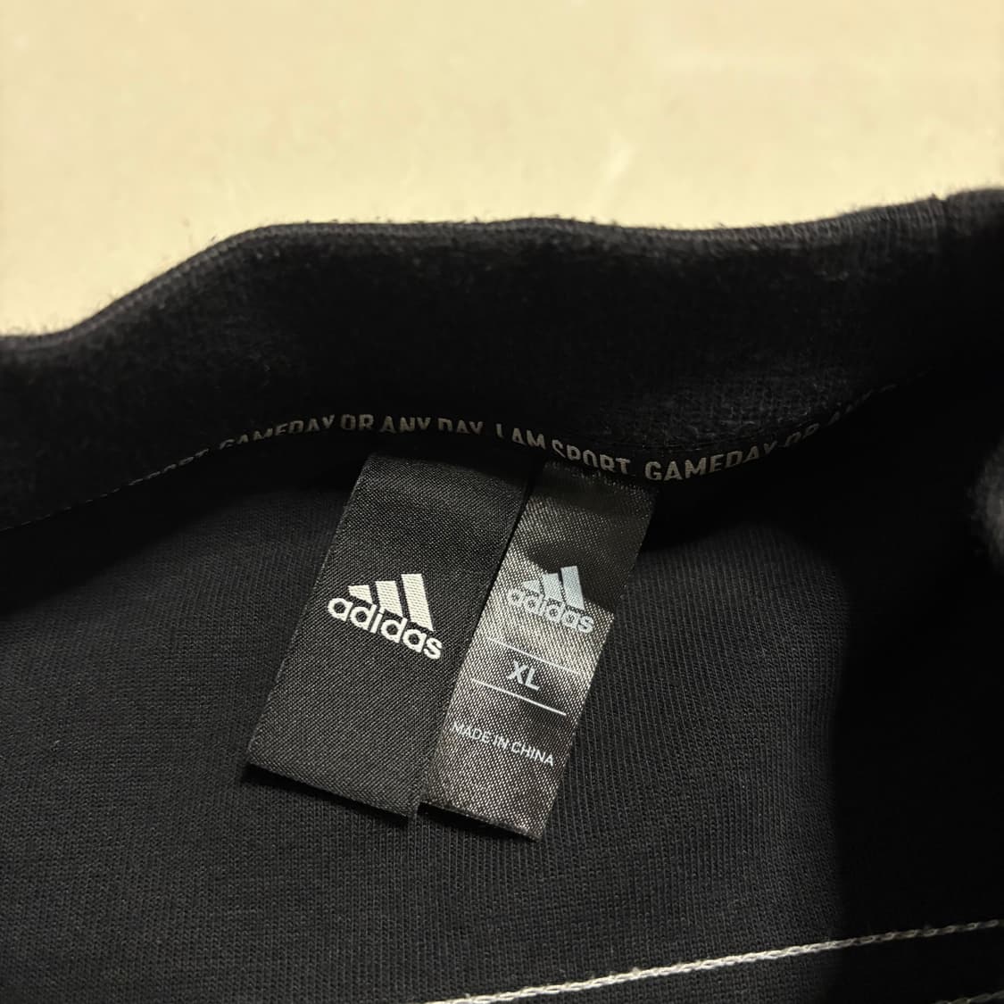 정품 아디다스 삼선 백 스트라이프 긴팔 크루 맨투맨 블랙 상품이미지7