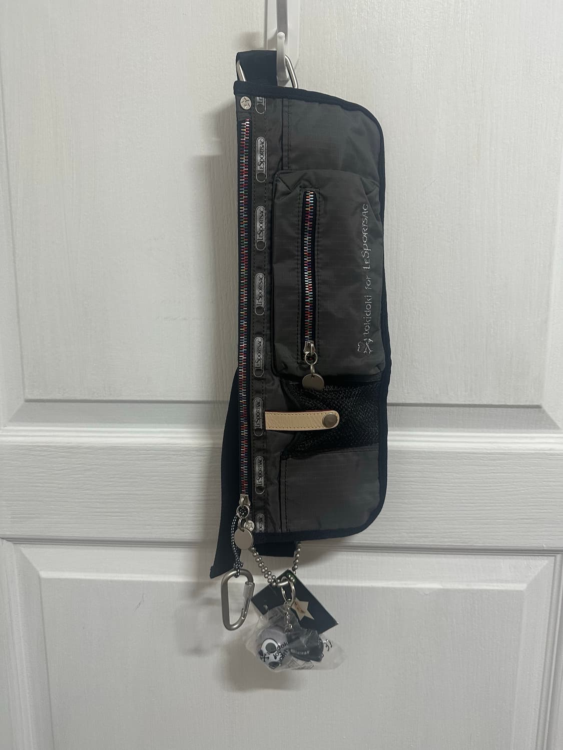 Tikidoki 레스포삭 키링 벨트백 상품이미지1