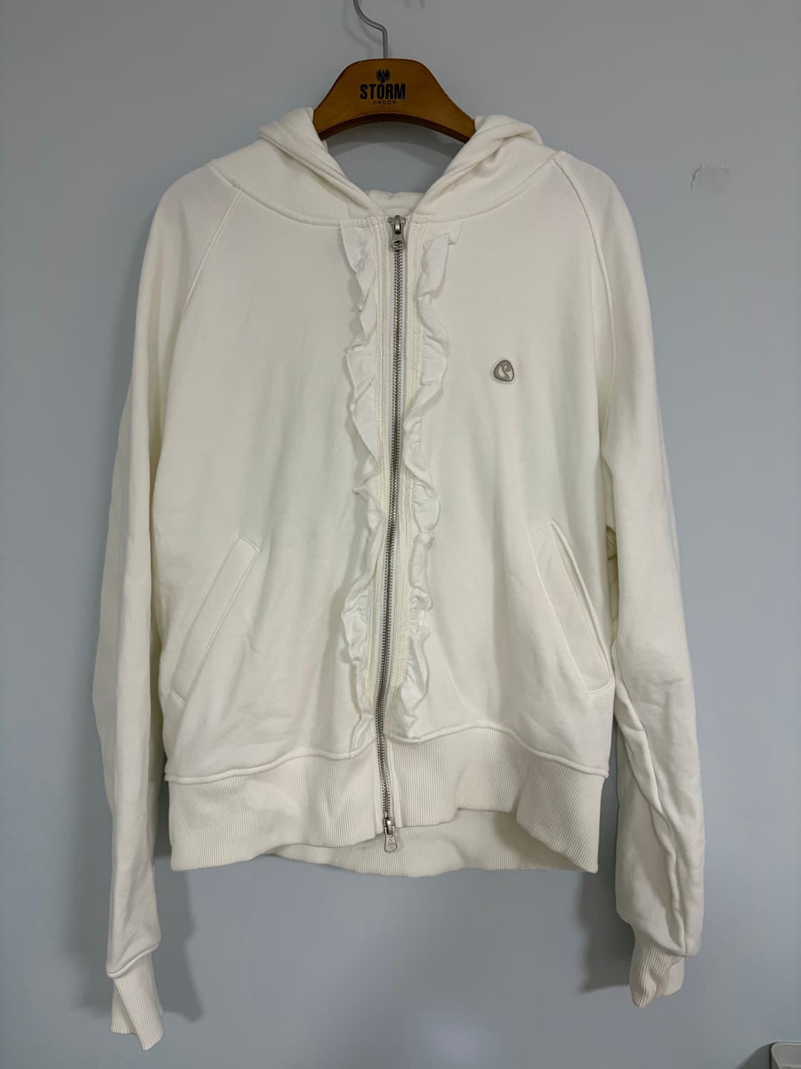 코이세이오 러플 레이스 후드집업 화이트 상품이미지2