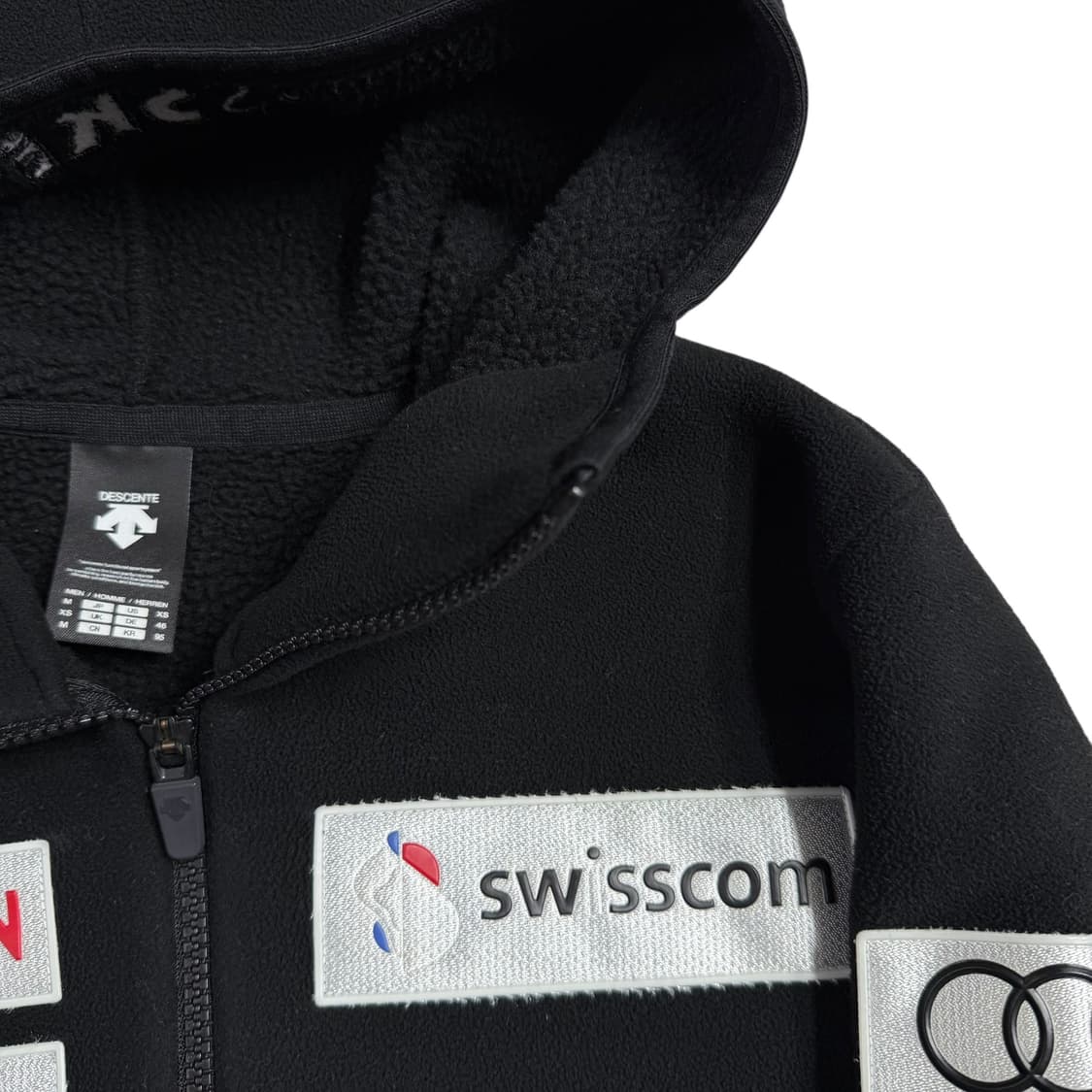 데상트 아우디 후리스 상품이미지2