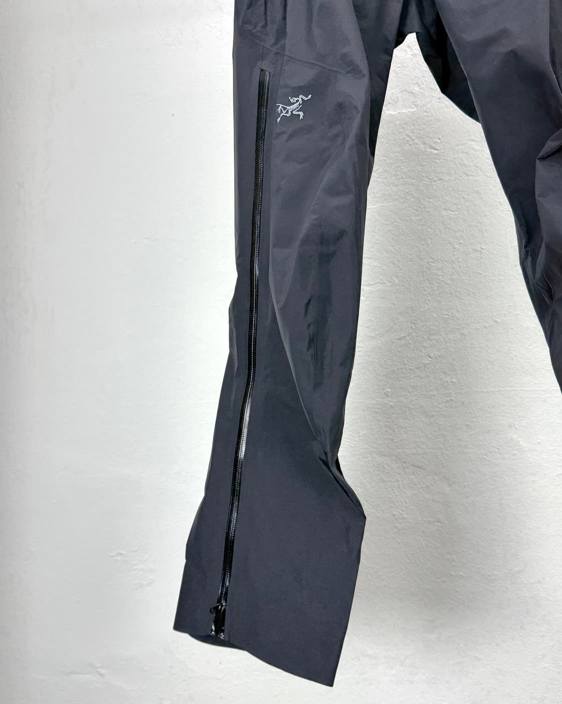 아크테릭스 제타 SL 블랙 고어텍스 팬츠 상품이미지4