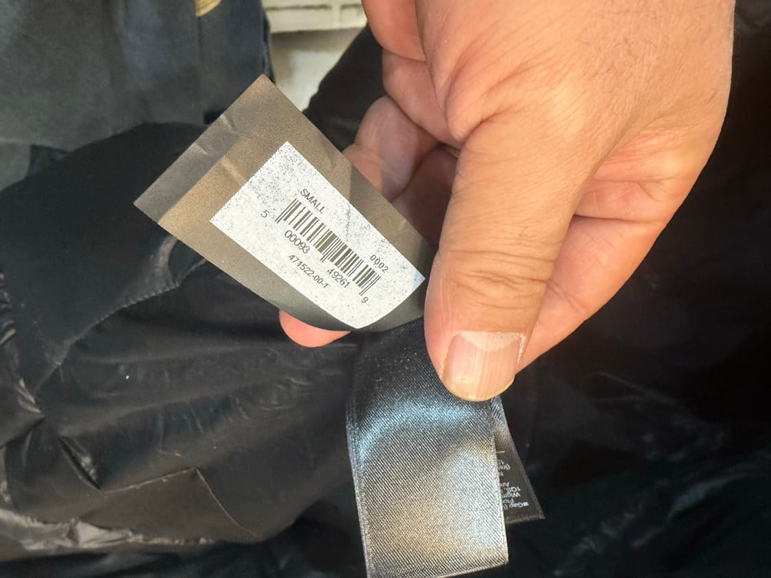 105 정품 이지캡 엔지니어드 바이 발렌시아가 롱패딩 팝니다 상품이미지6