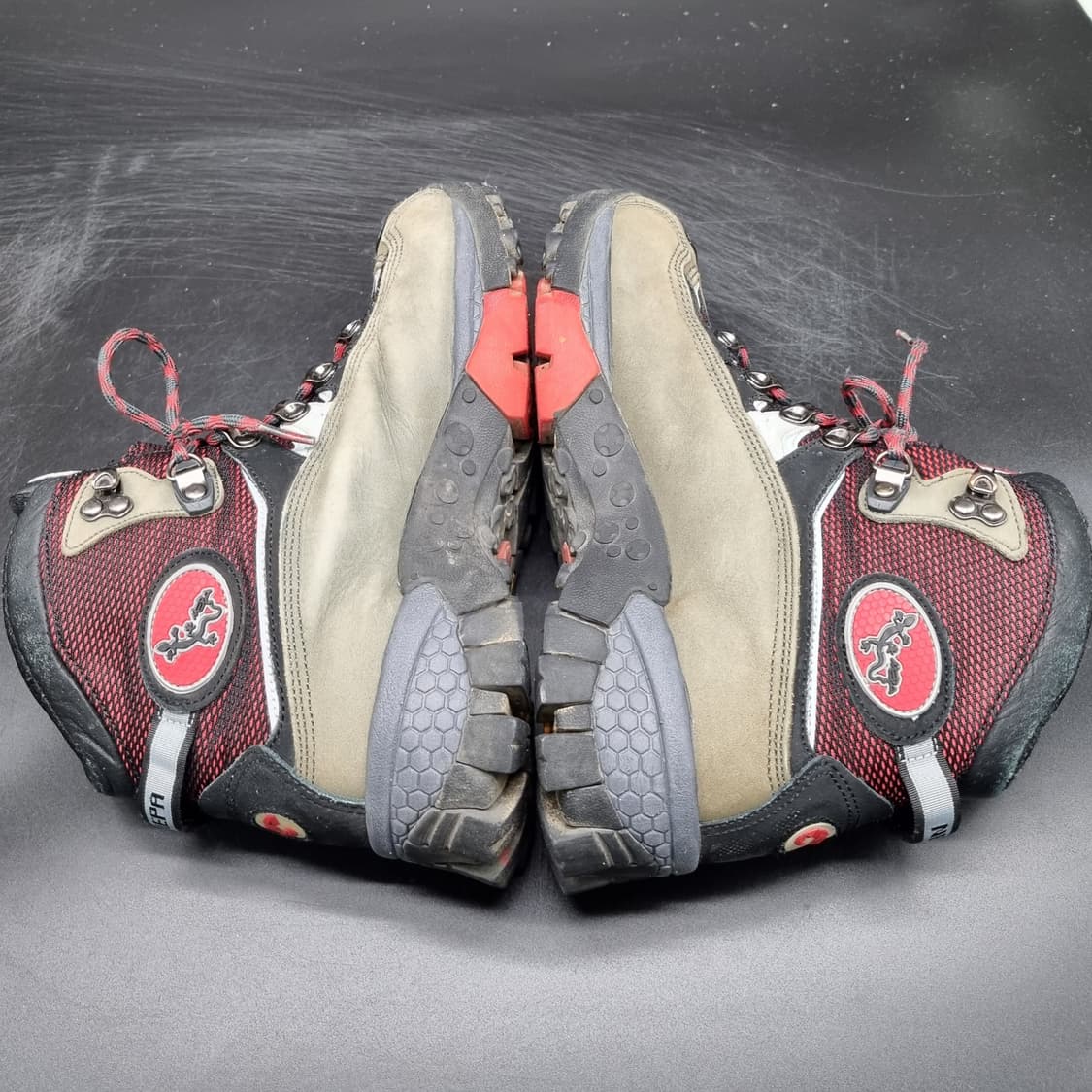 네파 등산화250. 상품이미지5