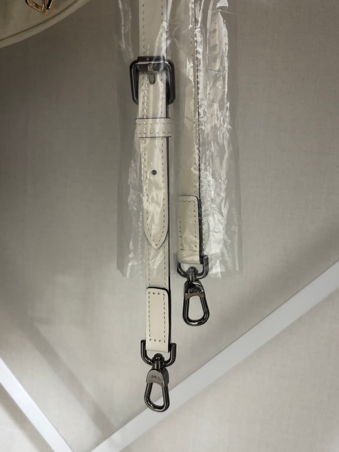 롱샴 희귀모델 르 플리아쥬 XS 탑 핸들백 (에크루) 아이보리 상품이미지9