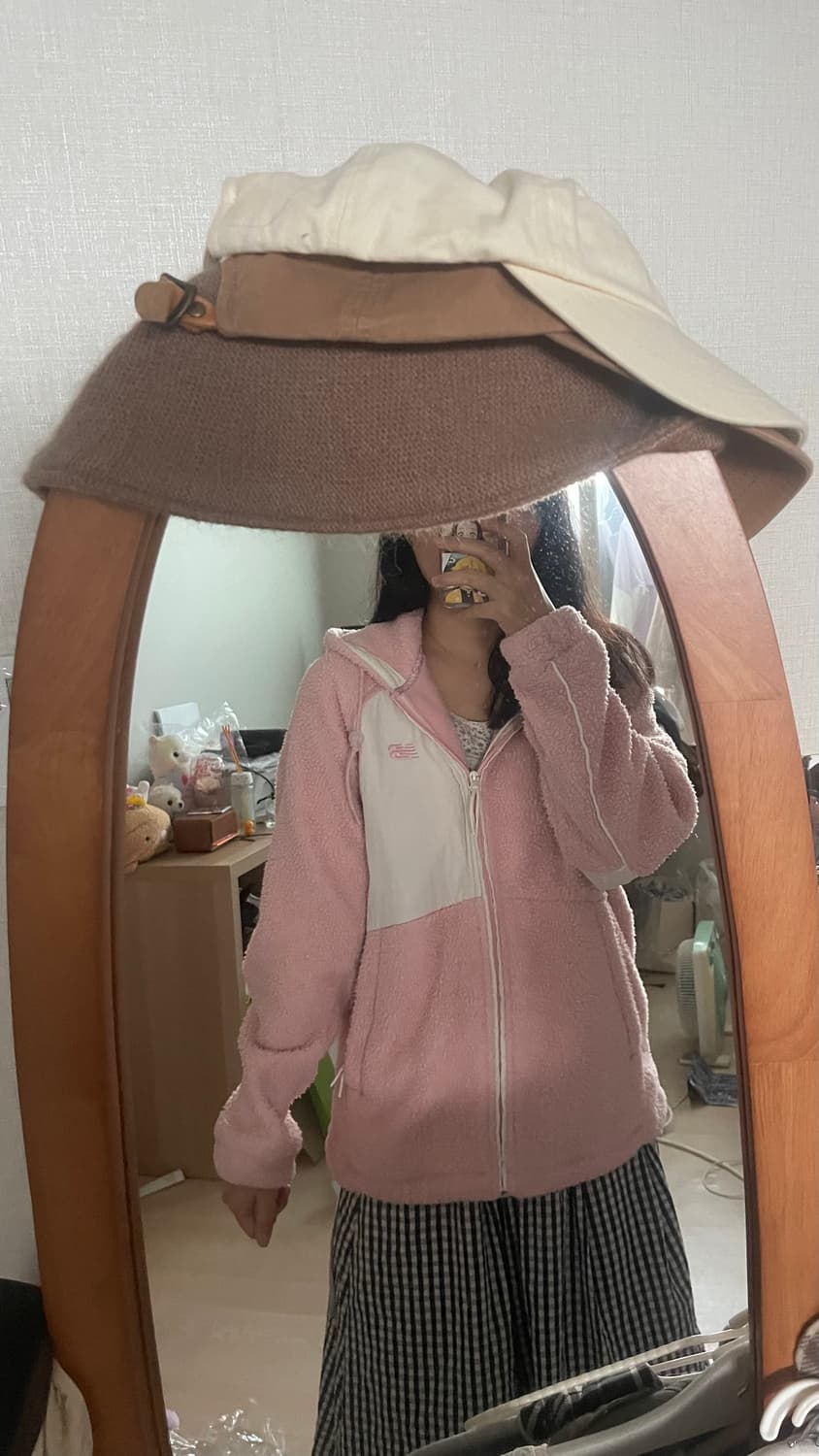 뉴발란스 핑크 뽀글이 자켓 상품이미지9