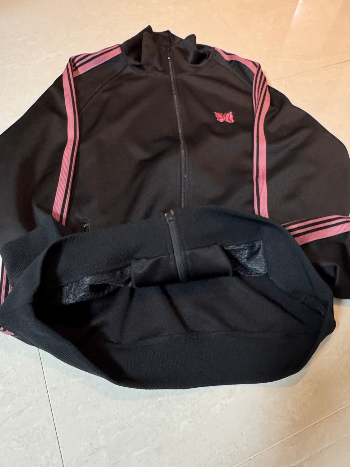 니들스 트랙 자켓 검핑/블랙 핑크 (XL) 상품이미지4