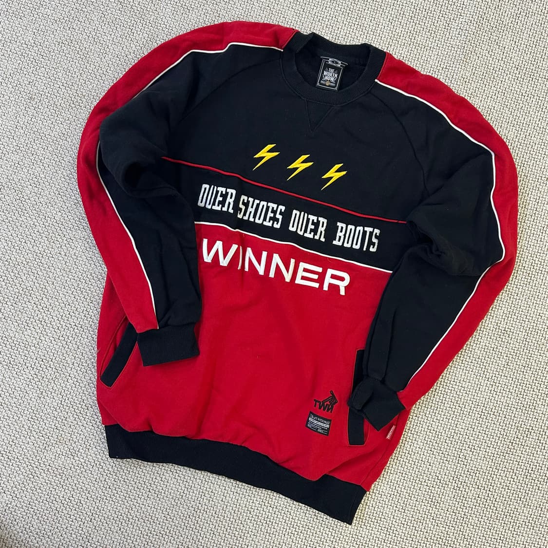 L 티떠블유엔 암라인위너 맨투맨 0316D 상품이미지1