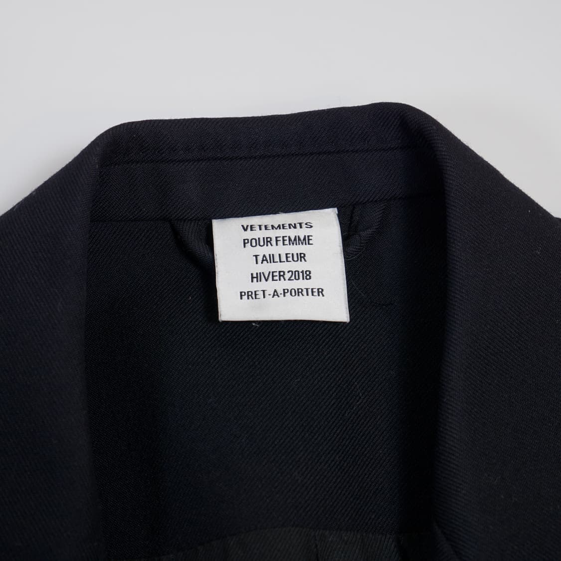 베트멍 18FW 해체주의 테일러 자켓 상품이미지7