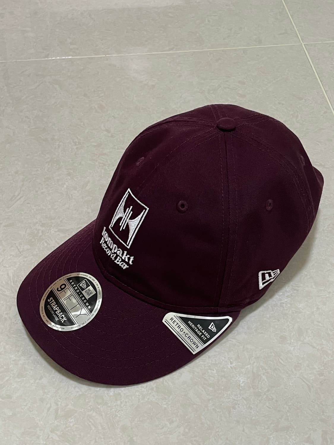 New Era x Kompakt Record Bar 캡모자 상품이미지1