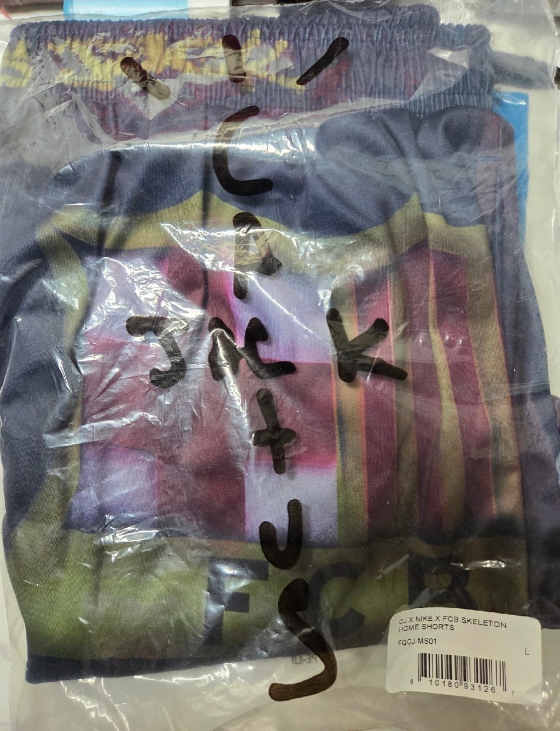 트레비스 스캇 x 바르셀로나 반바지 미개봉 (L) 상품이미지2