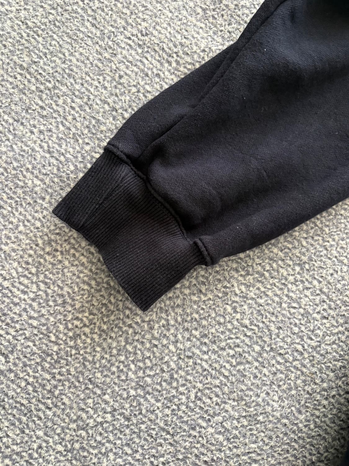 필루미네이트 맨투맨 상품이미지6