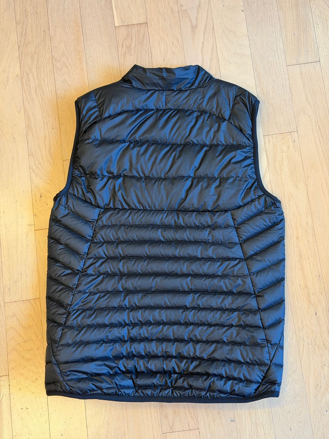 나이키 테크팩 오리털 경량 패딩조끼 M - 정가 19만원 상품이미지3