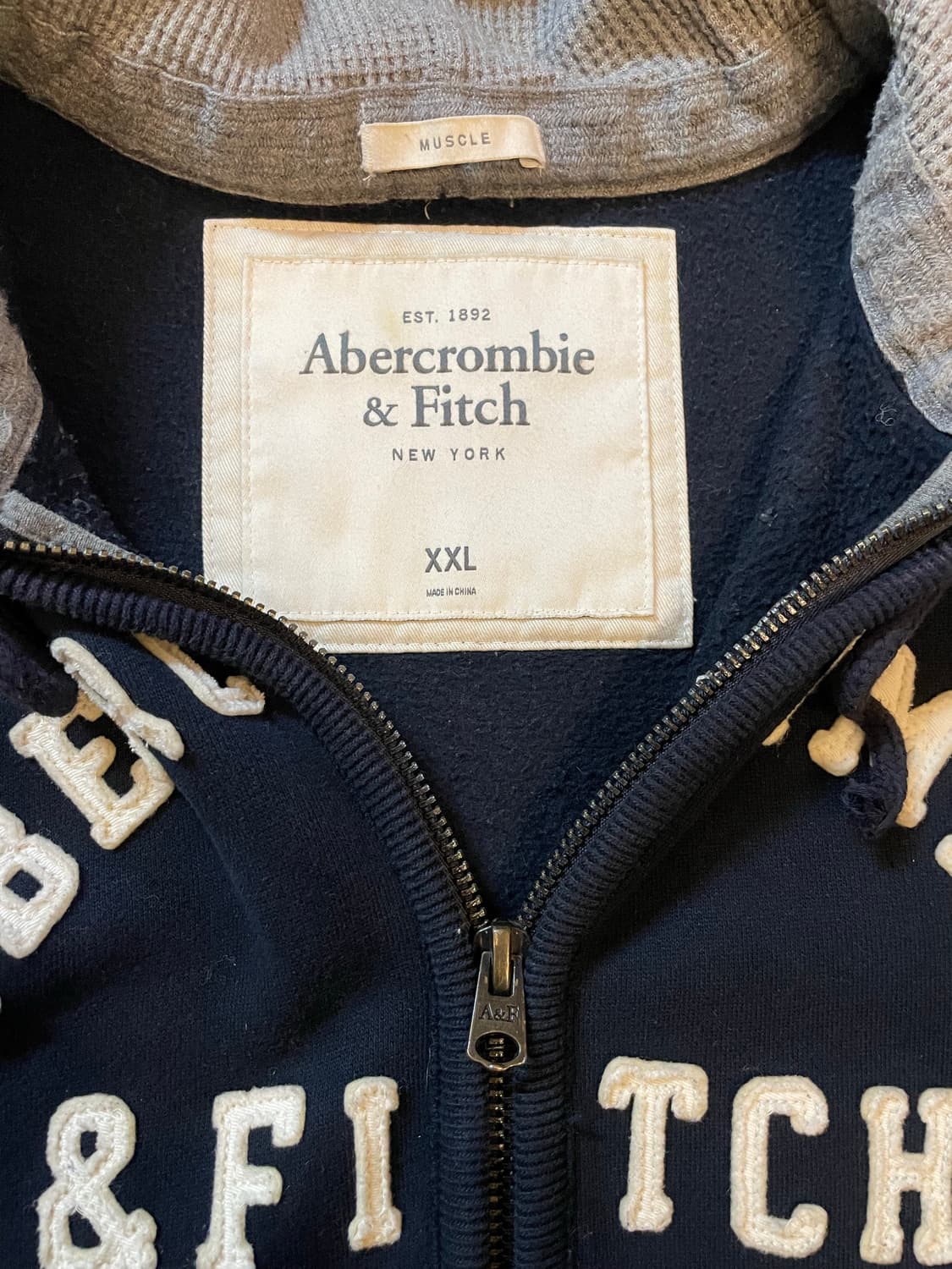 아베크롬비 & 피치 로고 다크네이비 후드 집업  상품이미지5