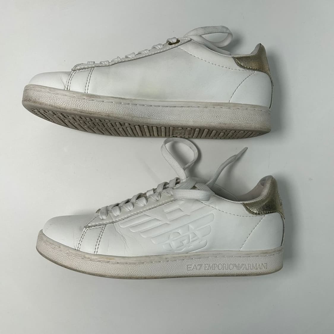 엠포리오 아르마니 EA7 이글 로고 레더 스니커즈 화이트 실버 235 상품이미지2