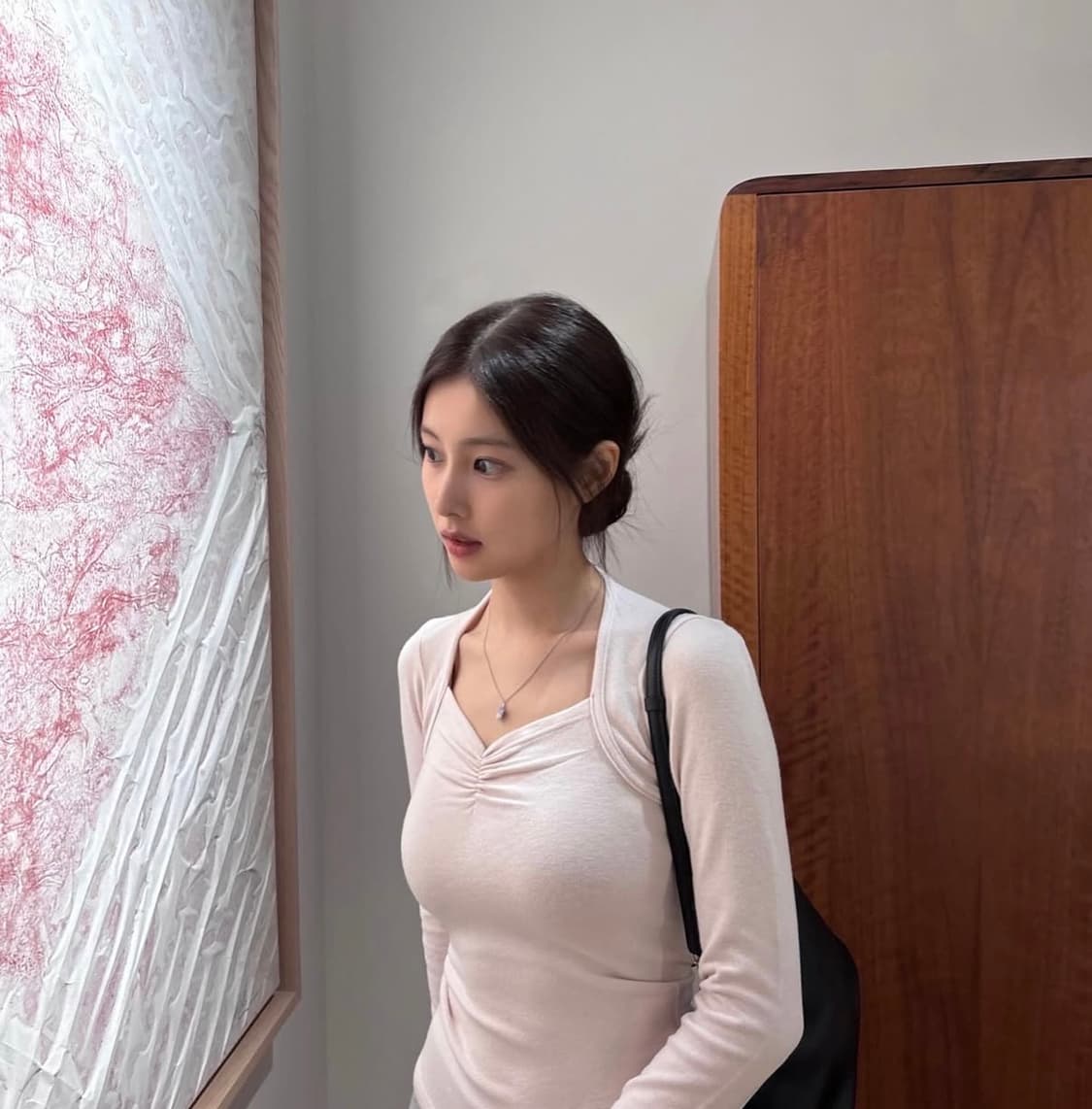 이바나헬싱키 니트 블라우스 Armo knit blouse pink 강혜원 상품이미지4