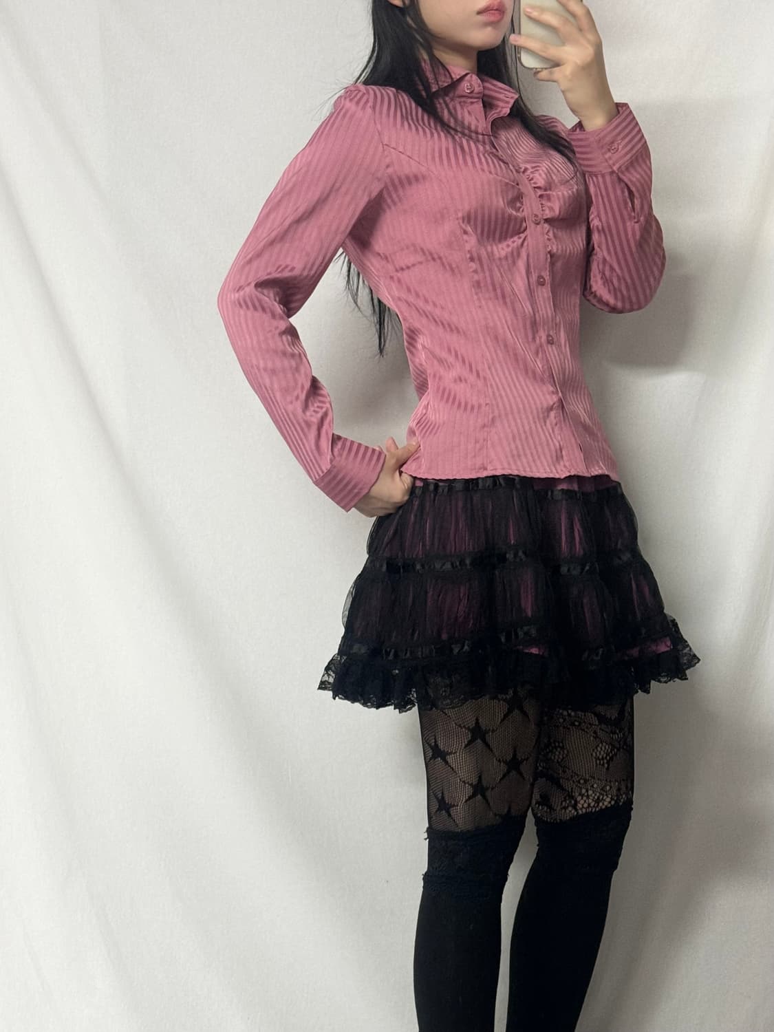 나라까미체 셔링 음각 스트라이프 패턴 셔츠 상품이미지7