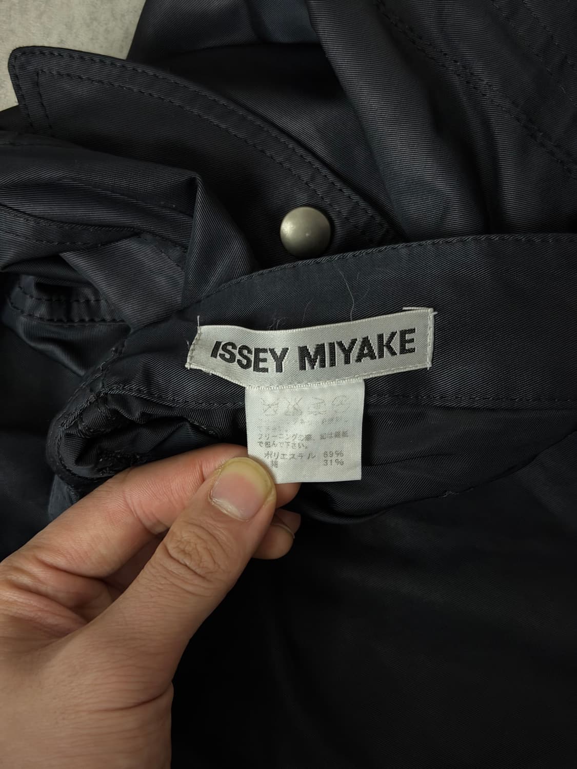 이세이미야케 테크니컬 멀티지퍼 카고팬츠 상품이미지7