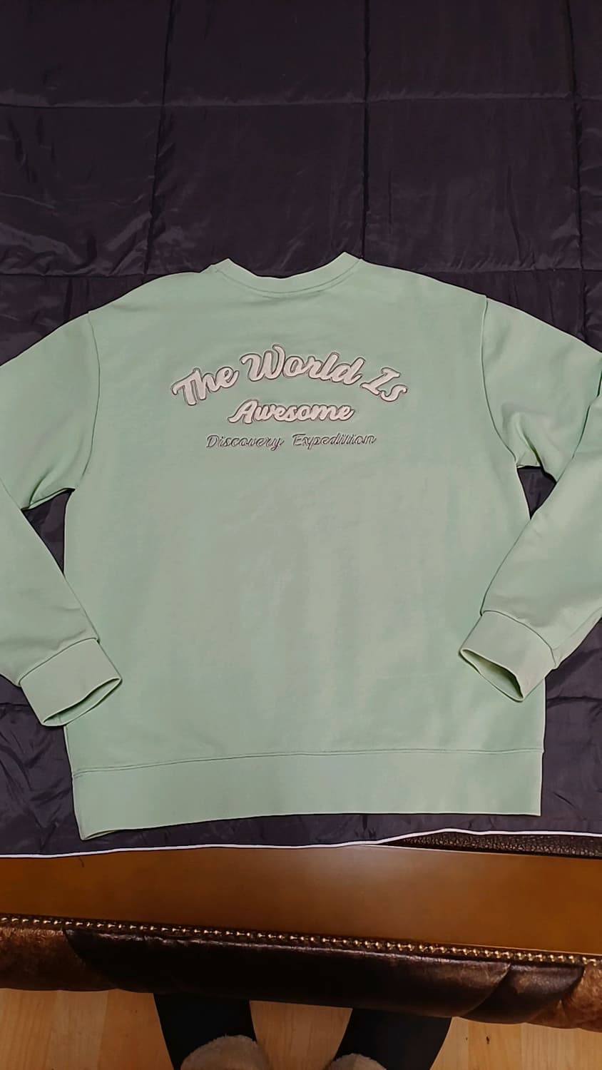 디스커버리 맨투맨 실측105 가슴58 기장69 상품이미지3